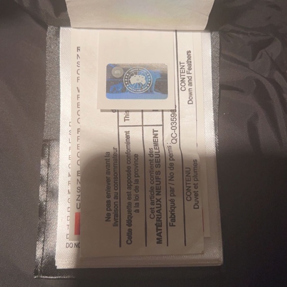 Canada Goose Toddler Parka with Fur - Picture 5 of 6